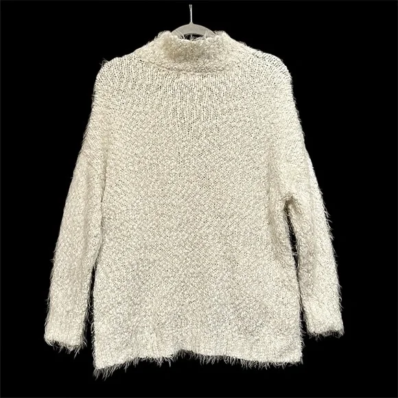 Pink Lily fuzzy eyelash turtleneck sweater - Picture 3 of 7